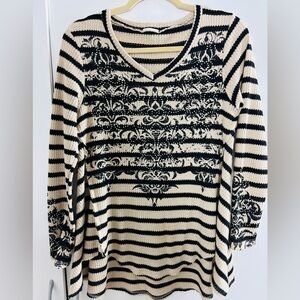 Be Vocal Striped V-Neck Knit Top with Ornate Black Print. Size S, will fit M